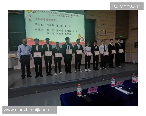 小科曼愿为父亲赴世界杯放弃假期展现忠诚与担当 小科曼愿为父亲赴世界杯放弃假期展现忠诚与担当